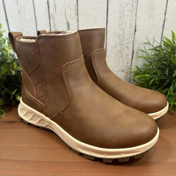 NWOT Khombu Women's Dusk Boots Size 7 - Picture 2 of 8